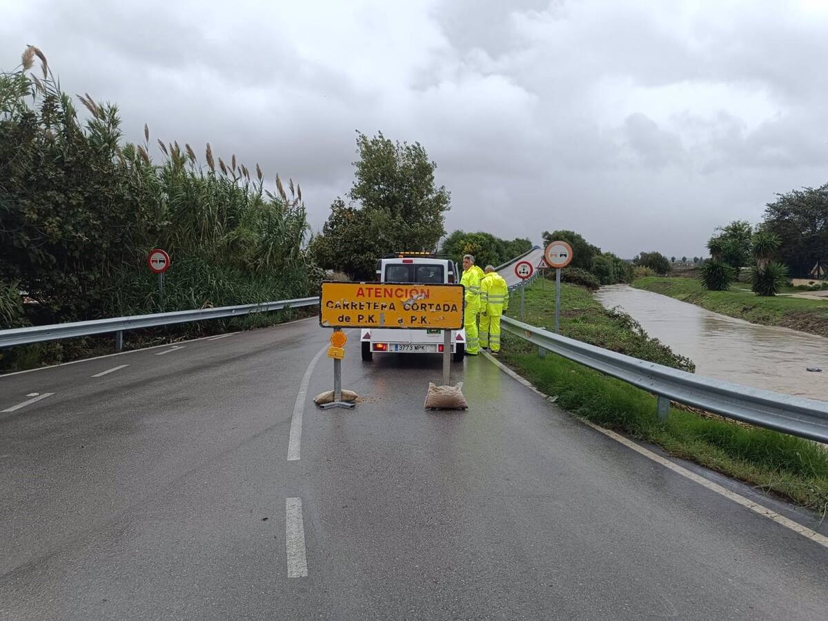 Cinco carreteras de la red provincial se encuentran cortadas al tráfico en alguno de sus tramos por las lluvias