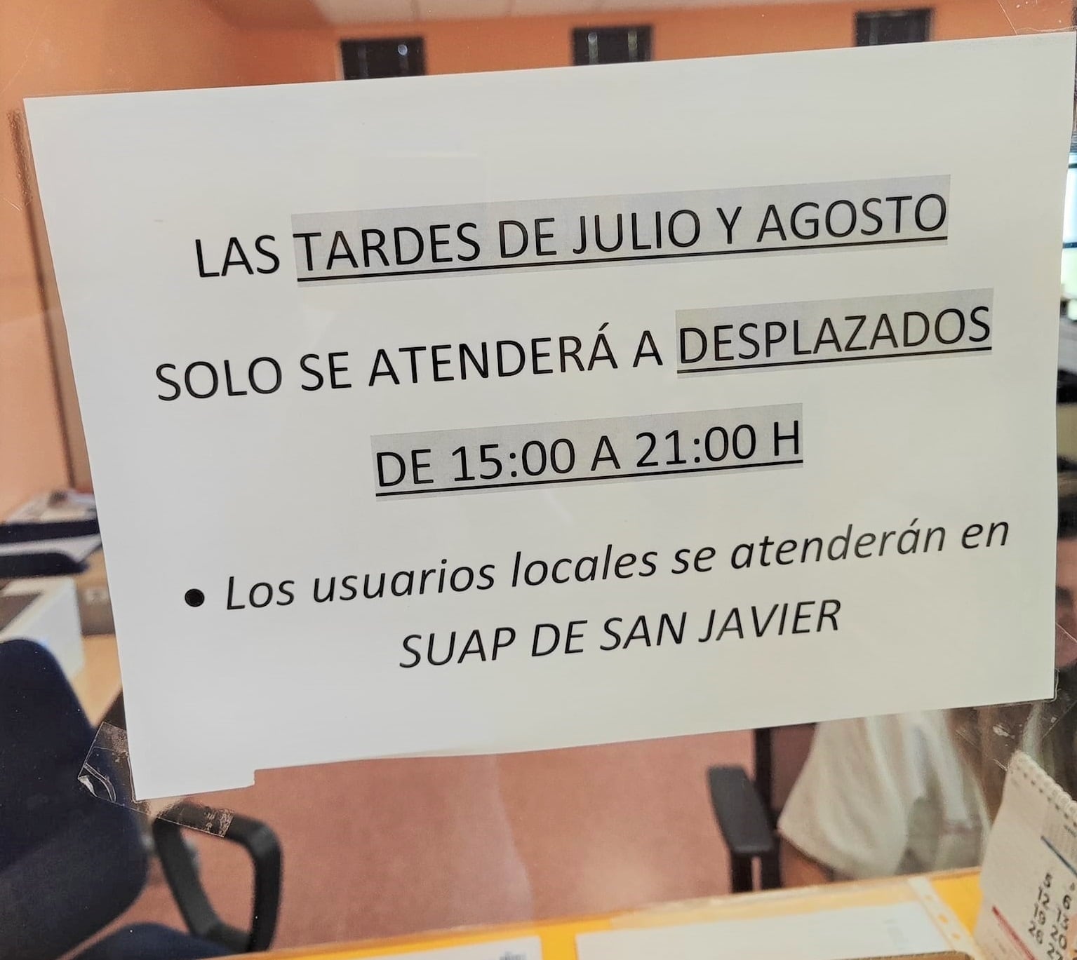 Cartel del Centro de Salud de Los Alcázares