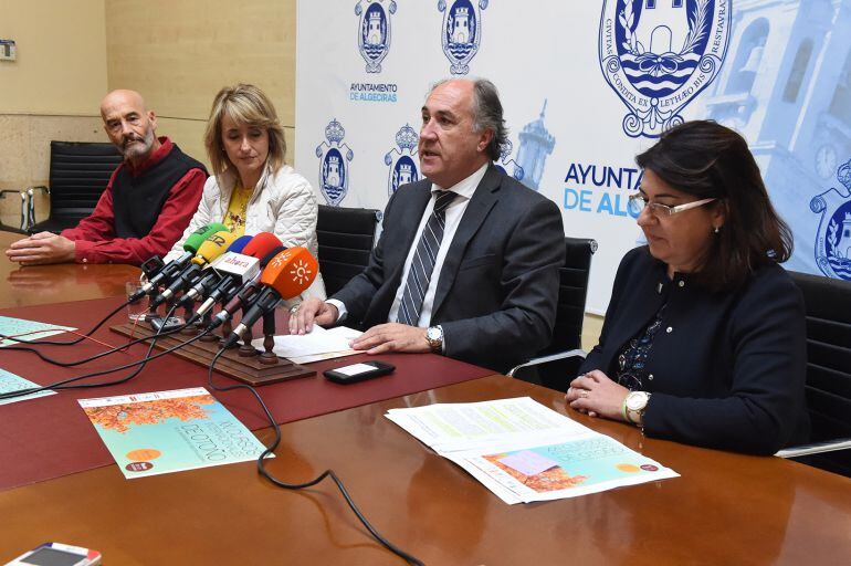 Presentación Cursos de Otoño de la UCA en Algeciras