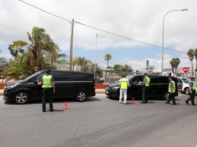 Imagen de archivo de una actuación policial para desmantelar una fiesta ilegal