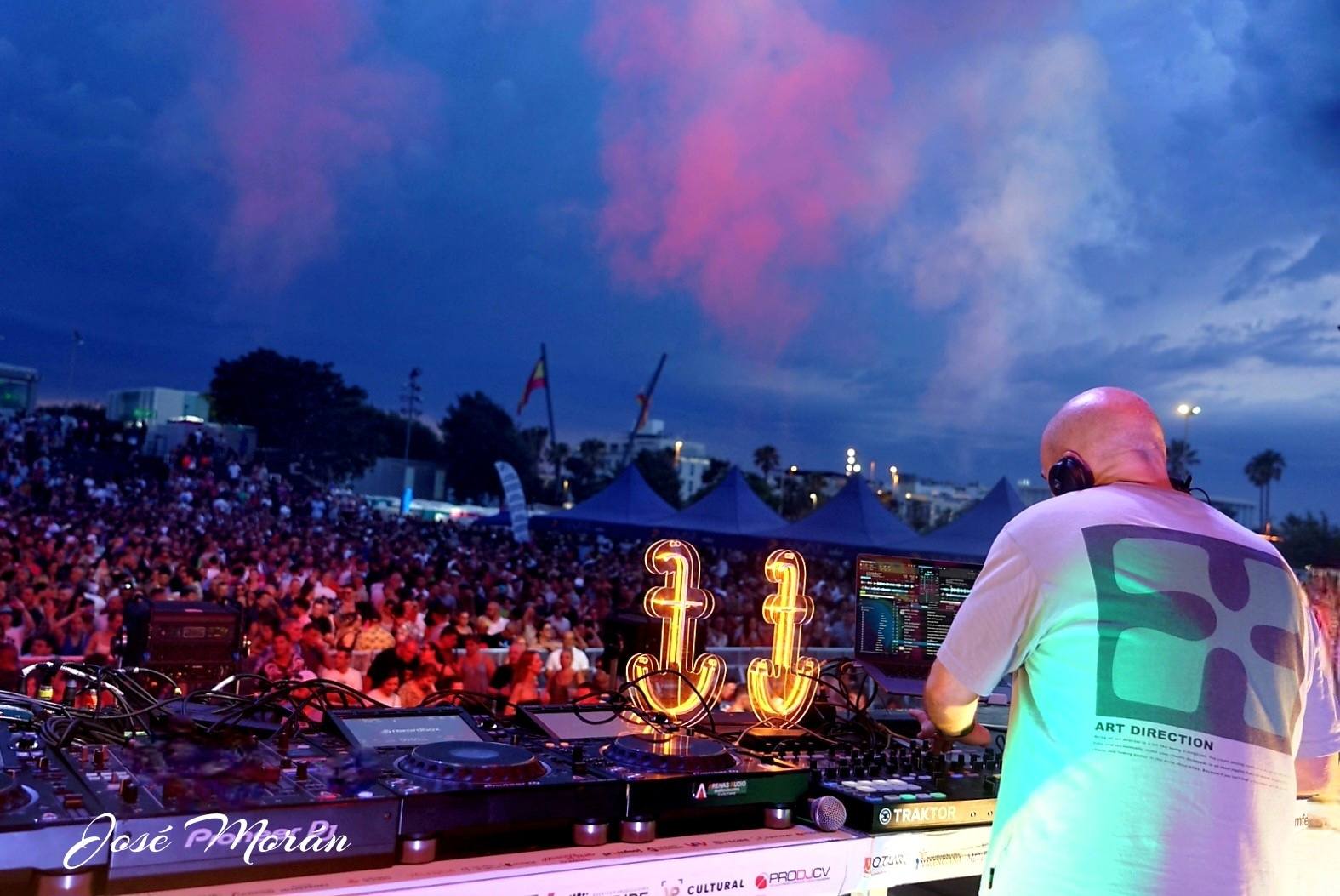 Tardeo Remember 2000 Fest