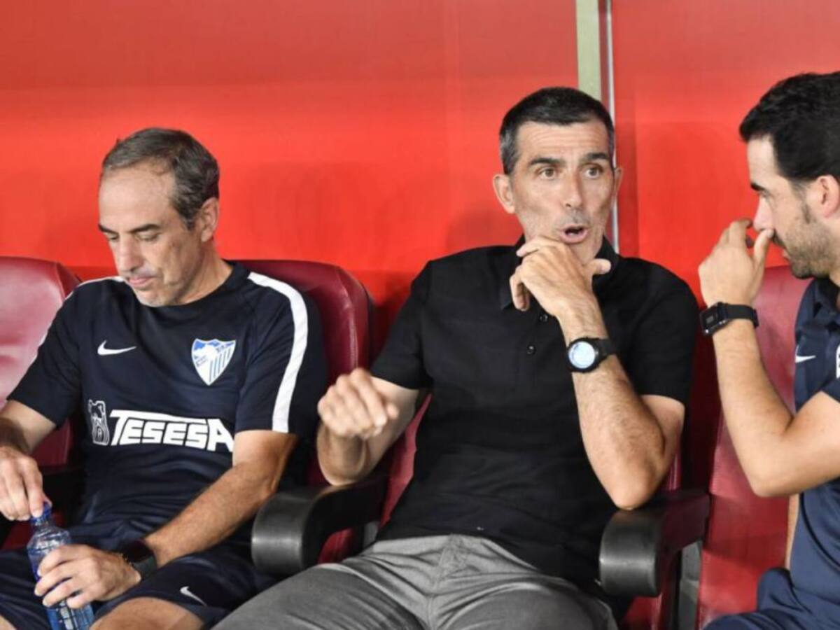 El Málaga destituye a Muñiz