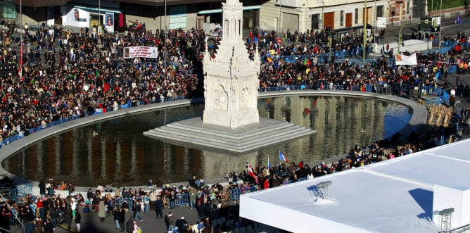 Cientos de personas celebran la Fiesta de la Sagrada Familia