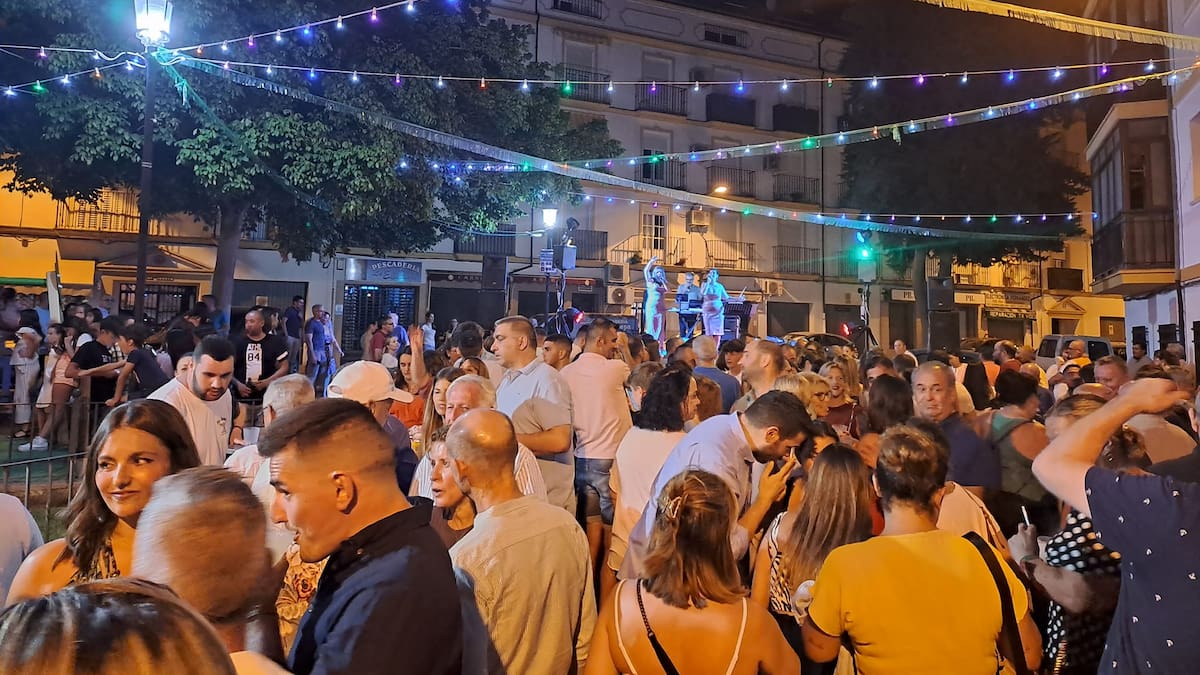 'Agenda de planes' con Peter Tchernokojev y Neus Gil