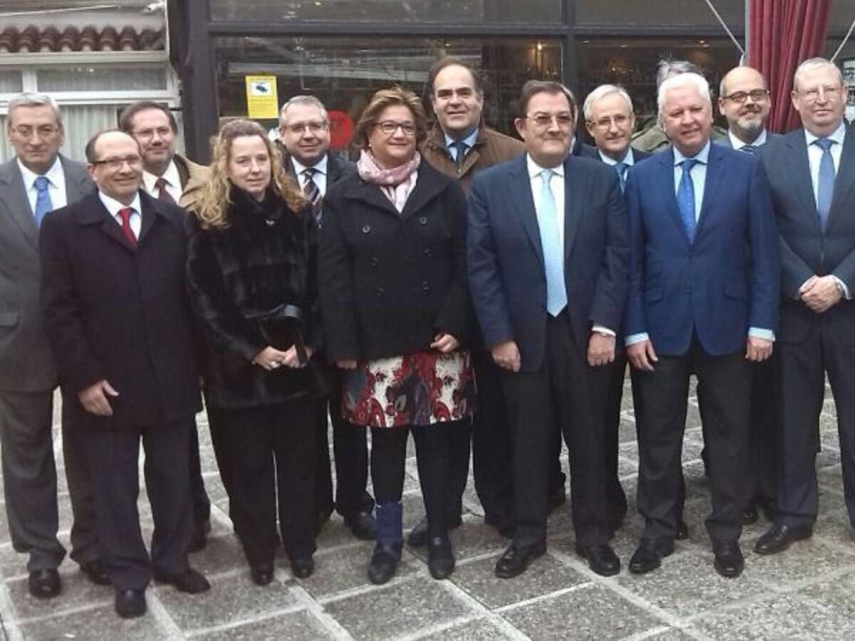 Joaquín Sainz de la Maza presenta a los integrantes de su candidatura al Consejo