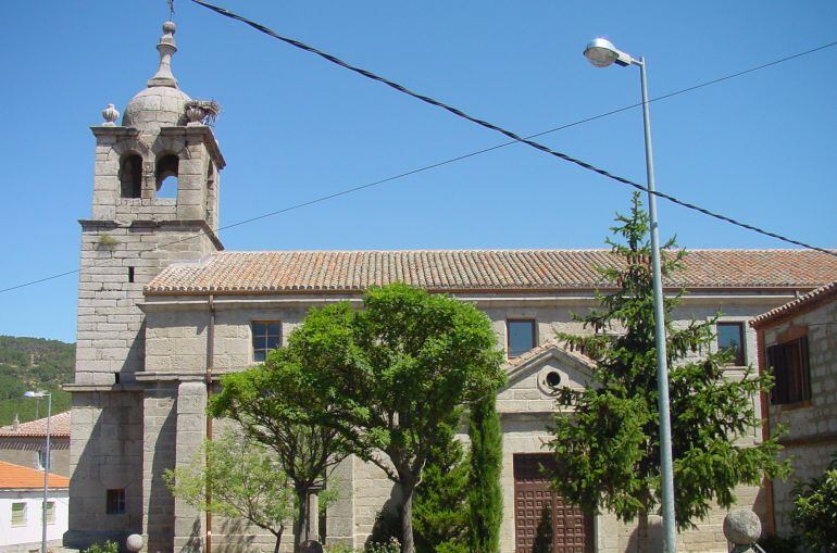 Iglesia de San Pedro Apóstol en Zarzalejo