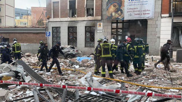 FOTOGALERÍA | Las imágenes de la grave explosión en un edificio de la calle Toledo de Madrid