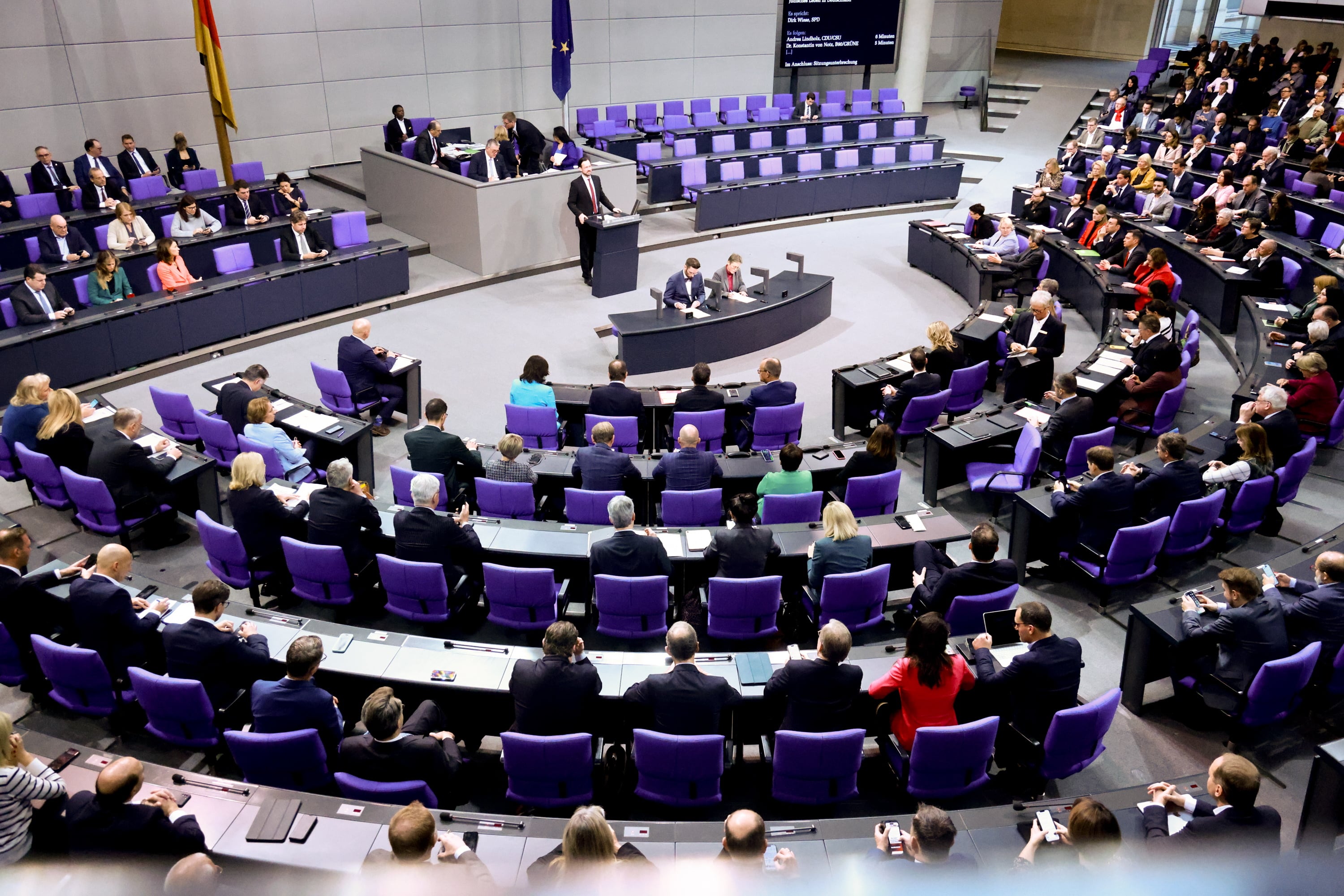 Imagen del Bundestag, el Parlamento alemán. EFE/EPA/HANNIBAL HANSCHKE