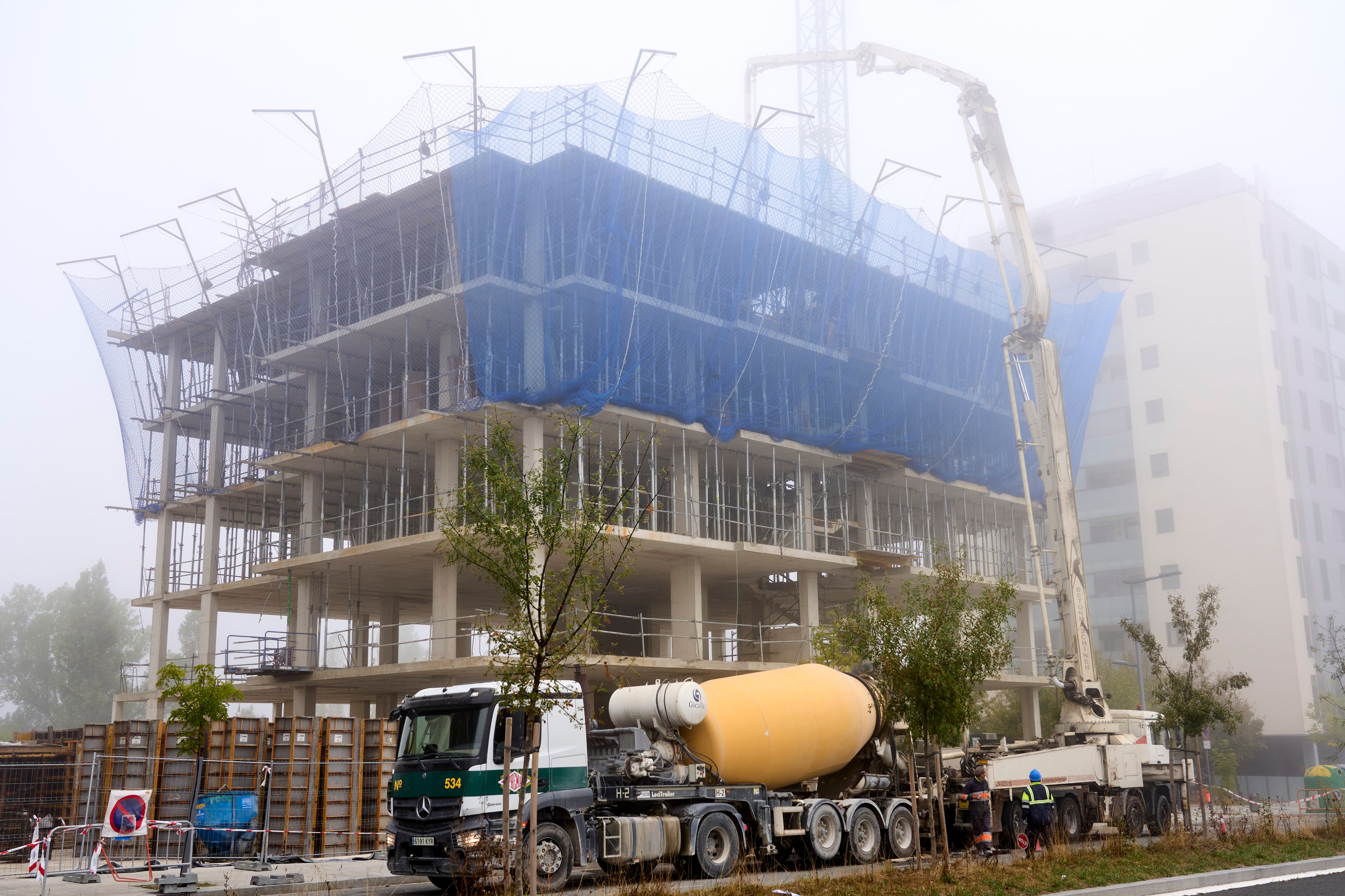 Edificio en construcción. Foto de archivo