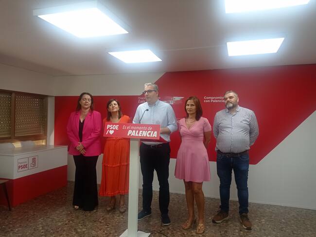 Belinda Mencía, Rosa Aldea, Toño Casas, Mª Luz Martínez Seijo y Moisés Payo