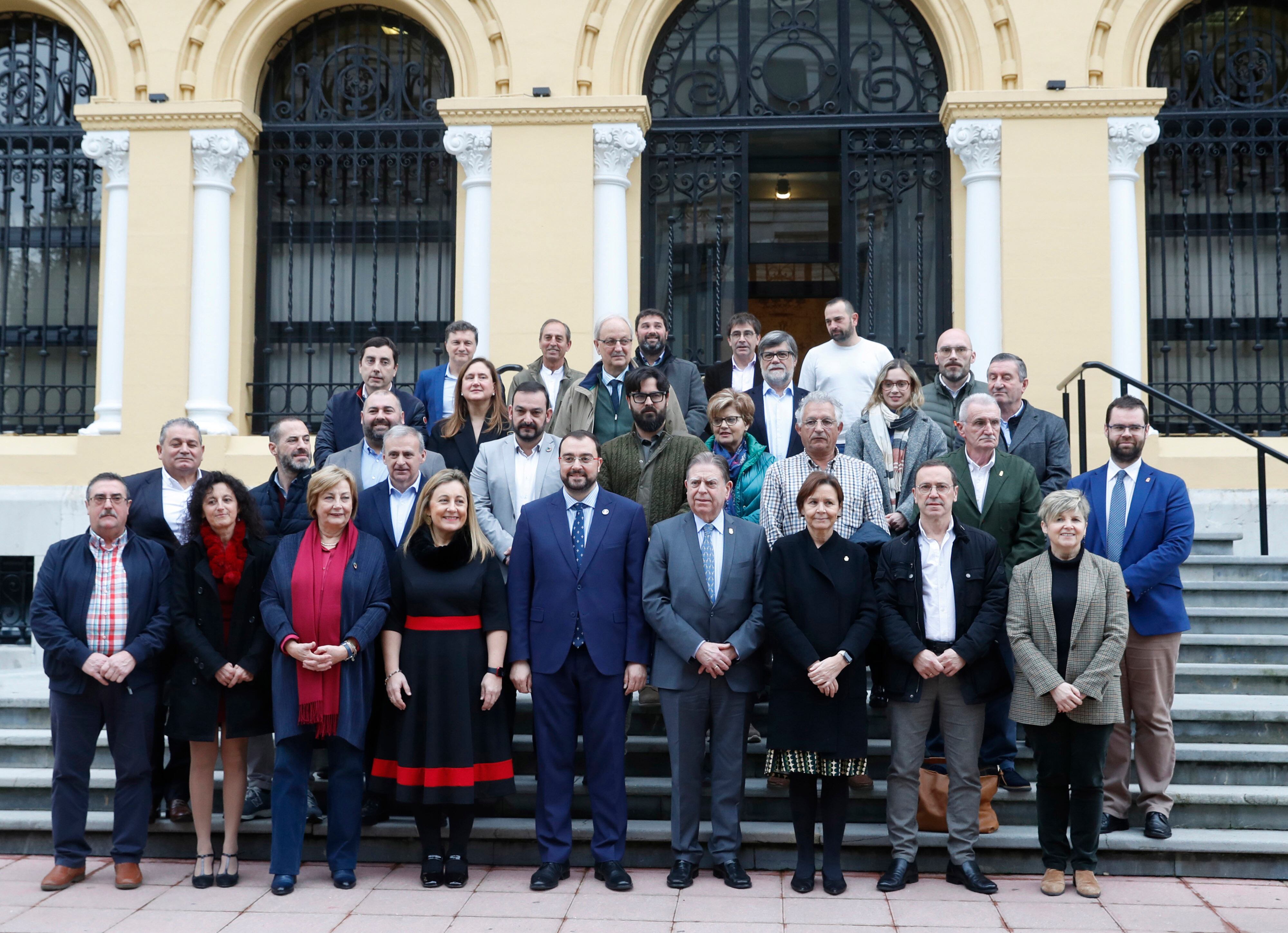 Adhesión de 30 ayuntamientos asturianos a la red autonómicas de escuelas infantiles de 0 a 3 años