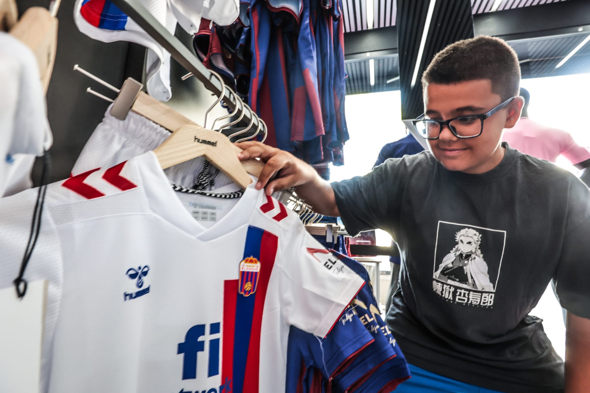 Los más jóvenes también quieren su camiseta del Deportivo