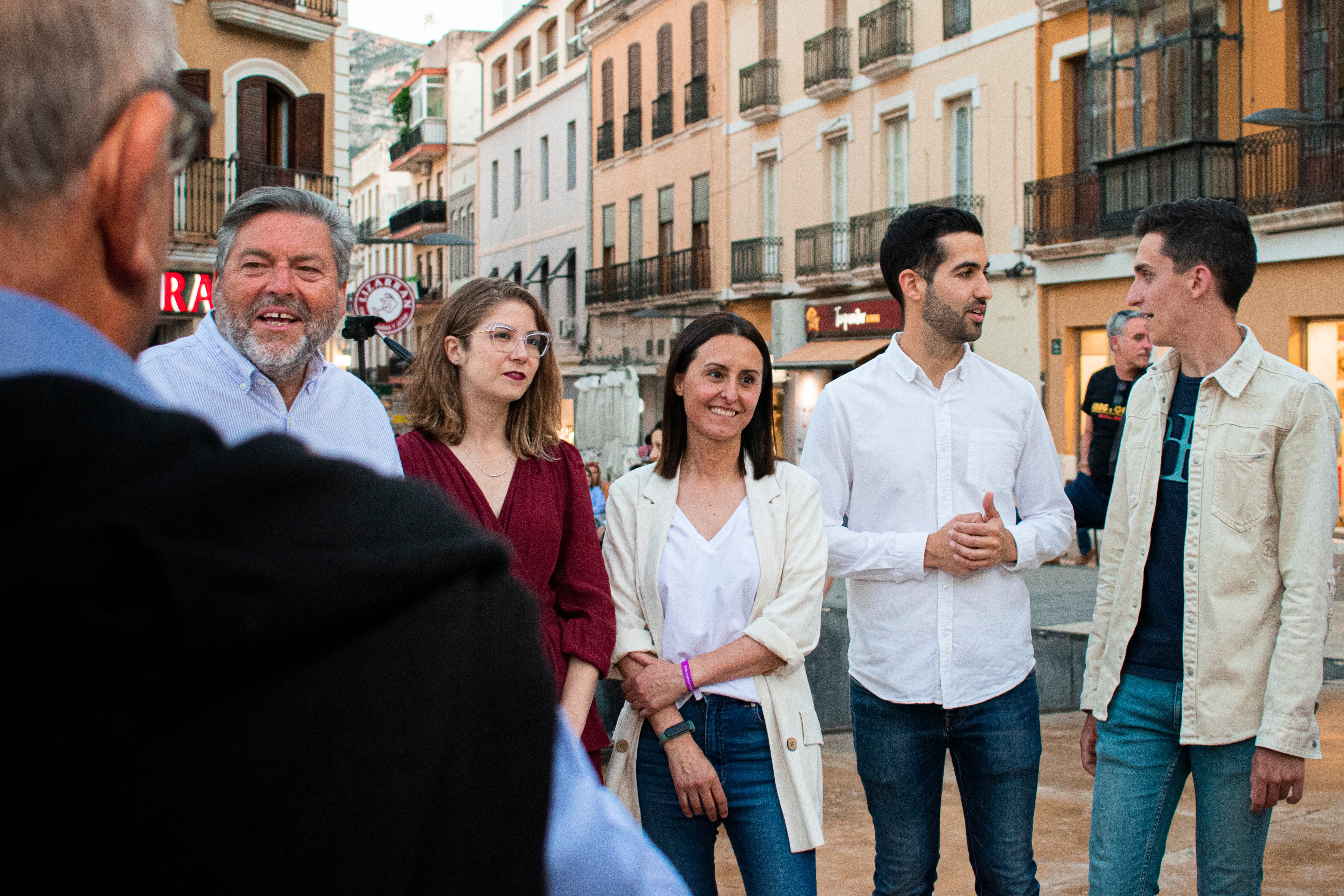 Parte del equipo de Compromís per Dénia.