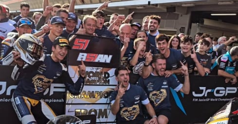 Brian Uriarte se lleva el Junior GP 2025.
