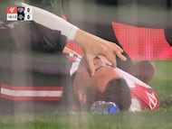 Jorge de Frutos tumbado en el césped. @MovistarFutbol