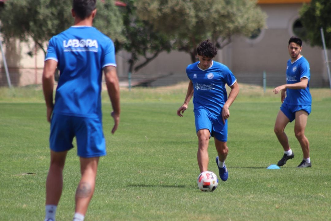 Entrenamiento del Xerez DFC en el campo Pepe Ravelo 