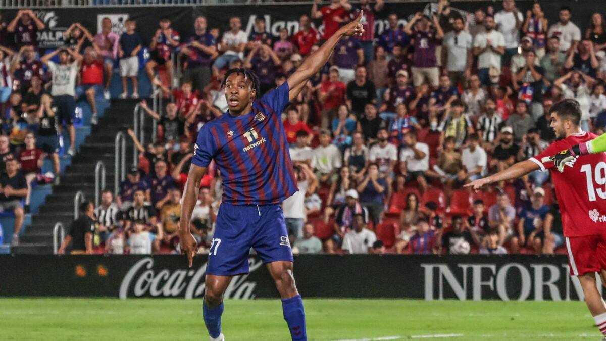 El Eldense cede a Sixtus Ogbuehi al Atl. Osasuna