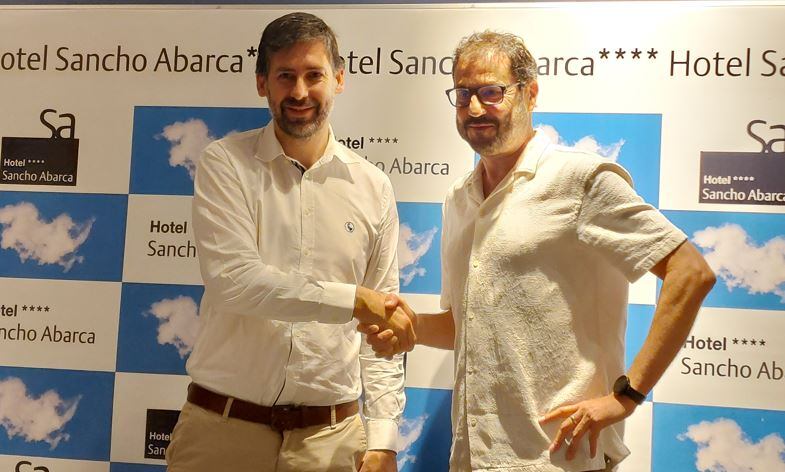 El Hotel Sancho Abarca se suma a las empresas colaboradoras del CB Peñas