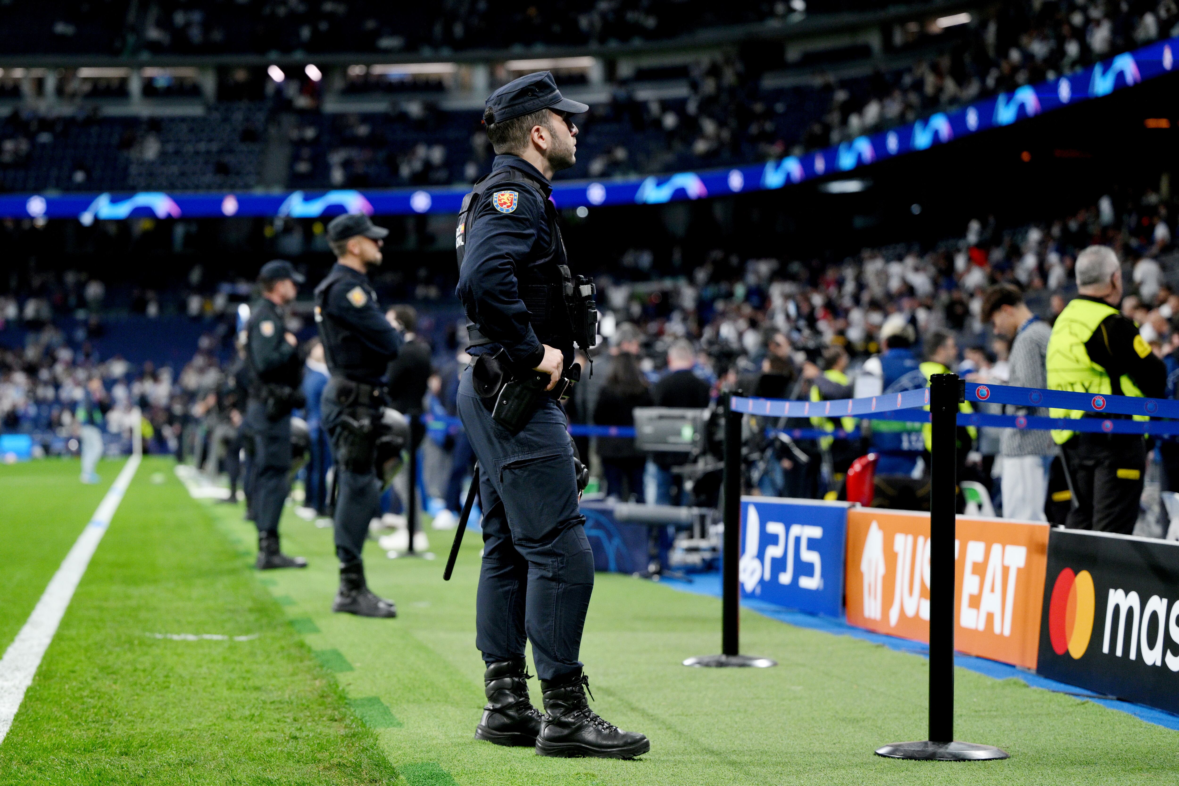 Dispositivo de seguridad en el partido entre Real Madrid CF y Manchester City