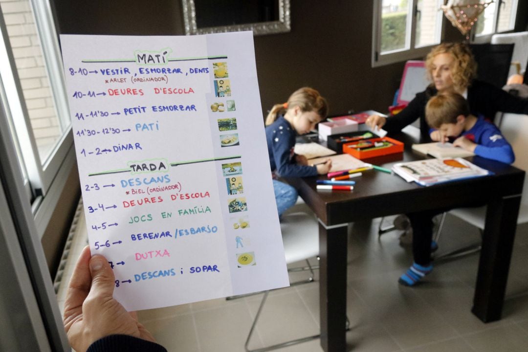 La organización de una familia en cuarentena.