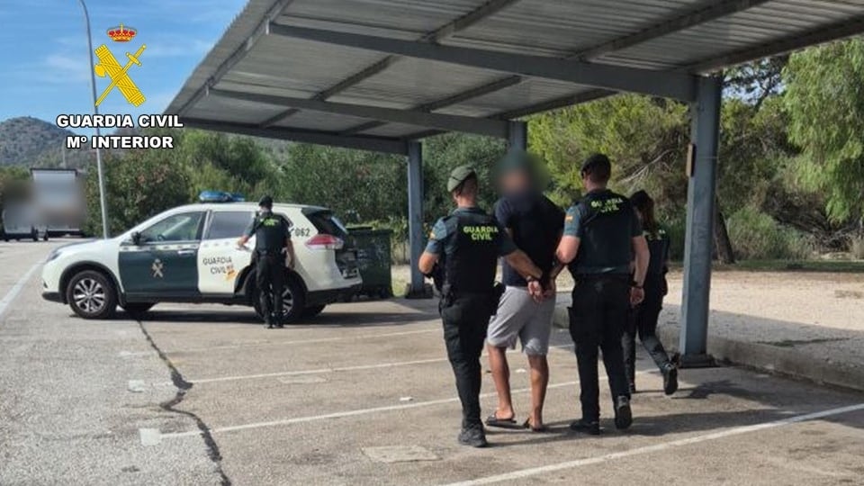 La Guardia Civil detiene en Pedreguer a un fugitivo belga acusado de importar cocaína