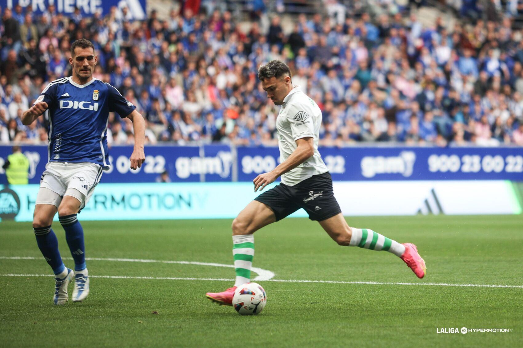 Juanca Arana, en el partido ante el Oviedo