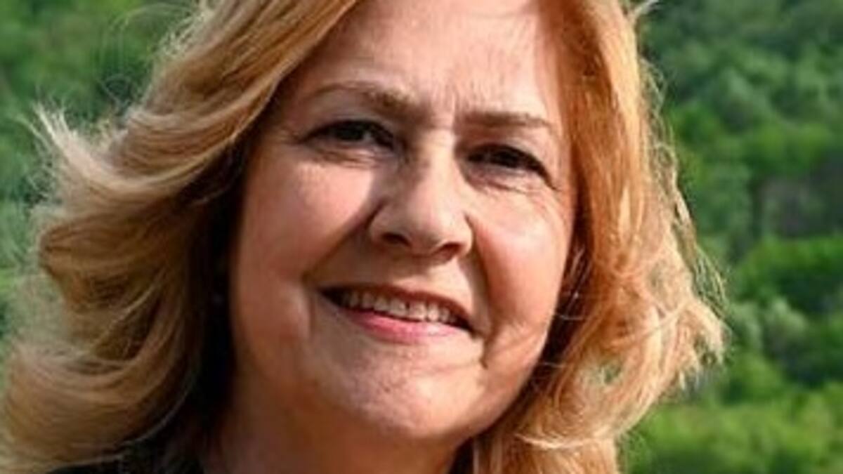 La portavoz de VOX en Béjar evita defender a la Universidad de Salamanca y guarda silencio tras las descalificaciones de Abascal a la institución