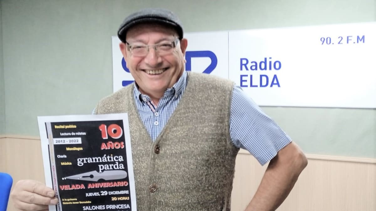 Gramática Parda, asociación de escritores noveles de Elda y comarca, celebra su 10.º aniversario con monólogos, charla y música