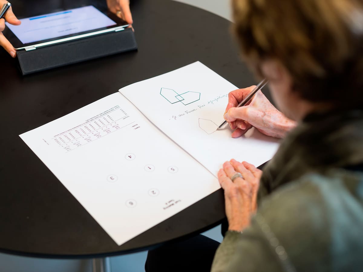 AFA Huelva celebra 30 años acompañando a las familias frente al Alzheimer bajo el lema: “Nadie camina solo”