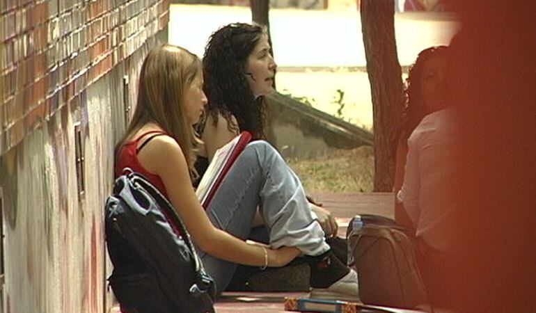 El consejo de la juventud de Alcobendas va a poner en marcha un interesante experimento en Twitter para conocer cómo van a vivir los jóvenes de la ciudad las elecciones