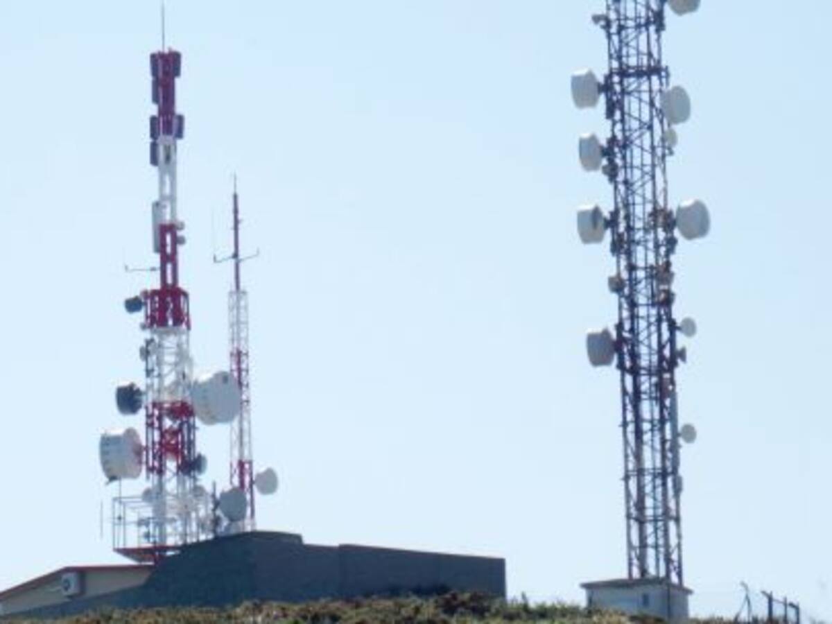 La Junta elimina las ayudas para el acceso a Internet por satélite