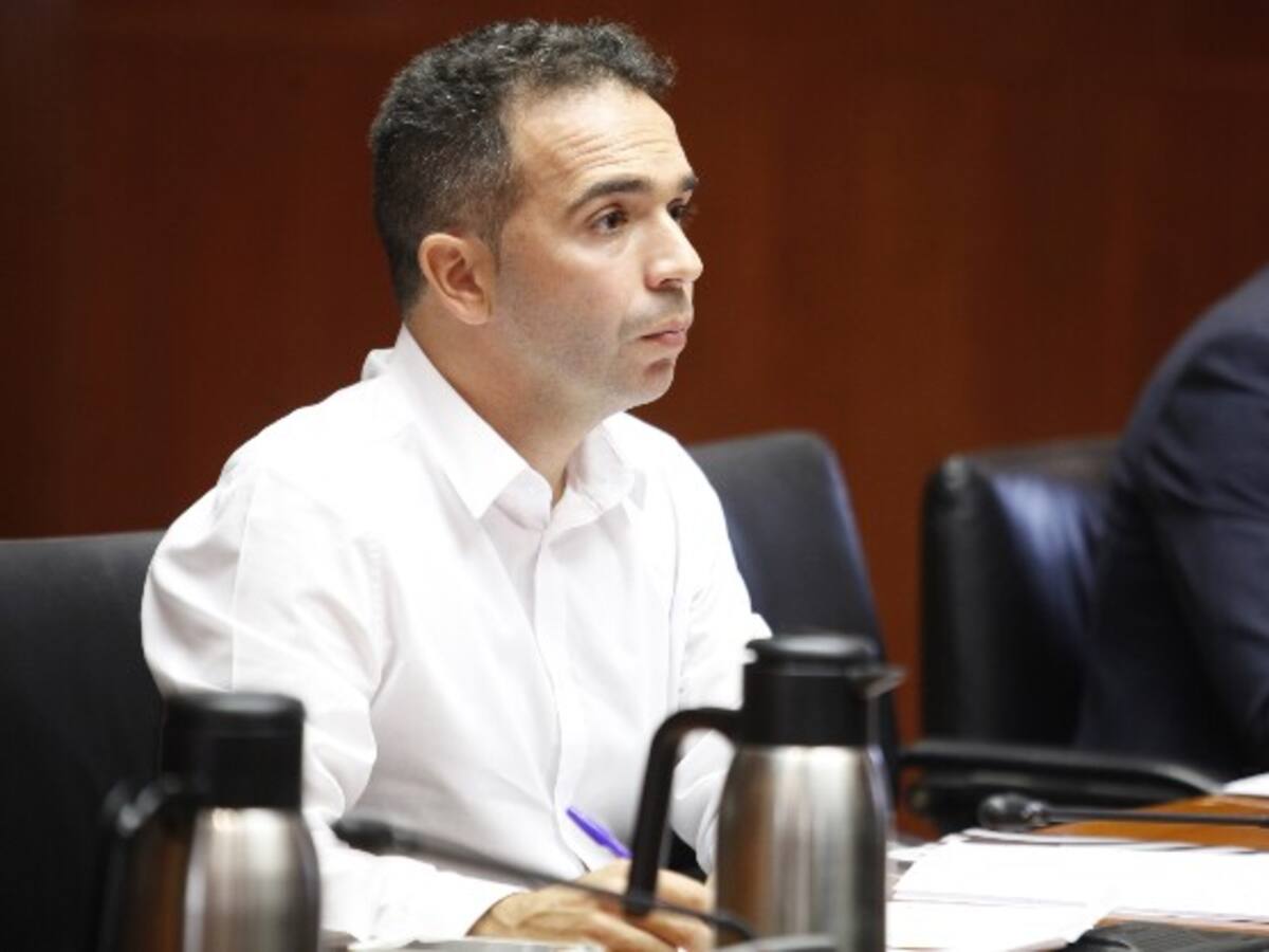 El PAR rechaza la ley aprobada por el Gobierno Central que suprimirá hasta 151 paradas de bus en Aragón