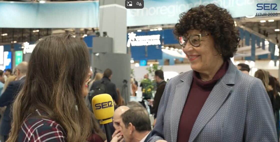 Nazaret Navarro y María Ángeles Túnez, alcaldesa de Puerto Lumbreras