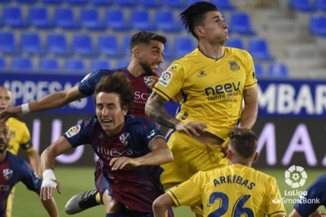 Jugada del Alcorcón frente al Huesca
