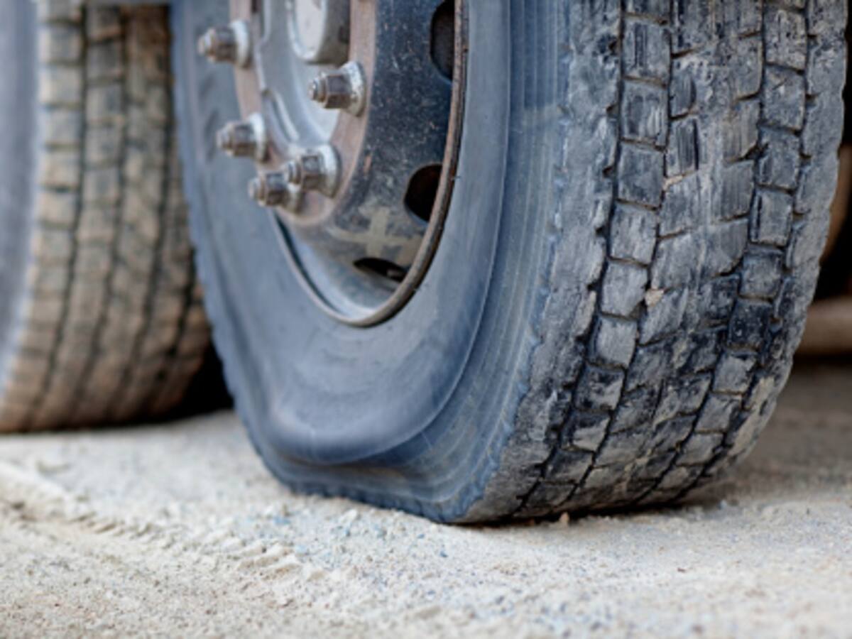 80 camiones con destrozos en el tercer día de huelga