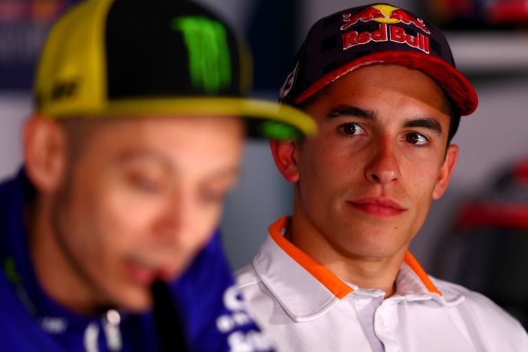 Valentino Rossi y Marc Márquez, en una rueda de prensa