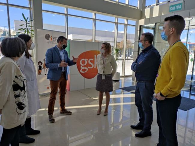 Glaxo, en un acto durante la pandemia, se convirtió en espacio cerebroprotegido