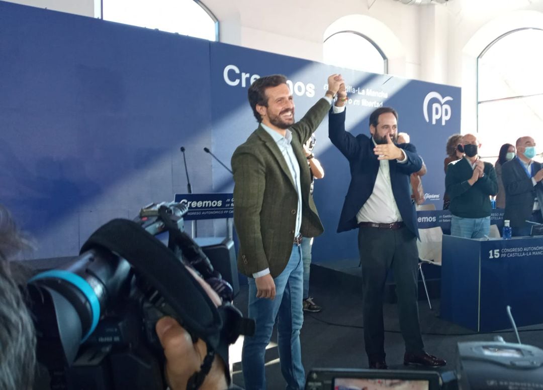 Pablo Casado y Francisco Núñez, en el XV Congreso del Partido Popular en Castilla-La Mancha