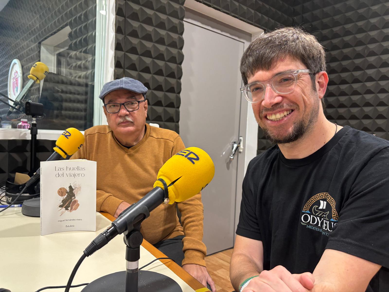 Migue Fernández junto al colaborador Toni Ramírez