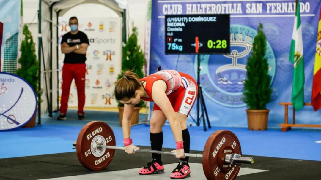 La deportista de Camponaraya consiguió su primer título nacional en edad júnior