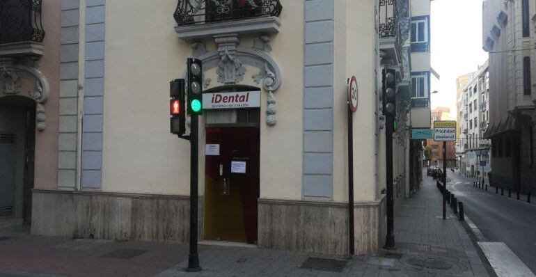 La clínica iDental cerró la semana pasada