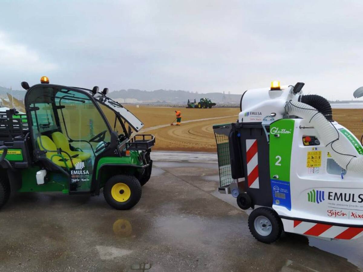 EMULSA se vuelca con las playas y las zonas turísticas