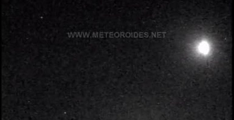 Colisión del fragmento del cometa con la atmósfera