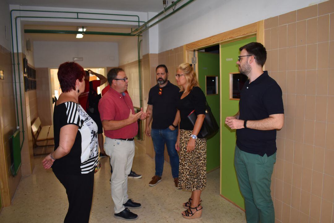 Visita ayuntamiento al colegio Rambla dels Molins