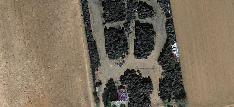 Vista aérea del cementerio de neumáticos de Argamasilla de Alba (Ciudad Real)