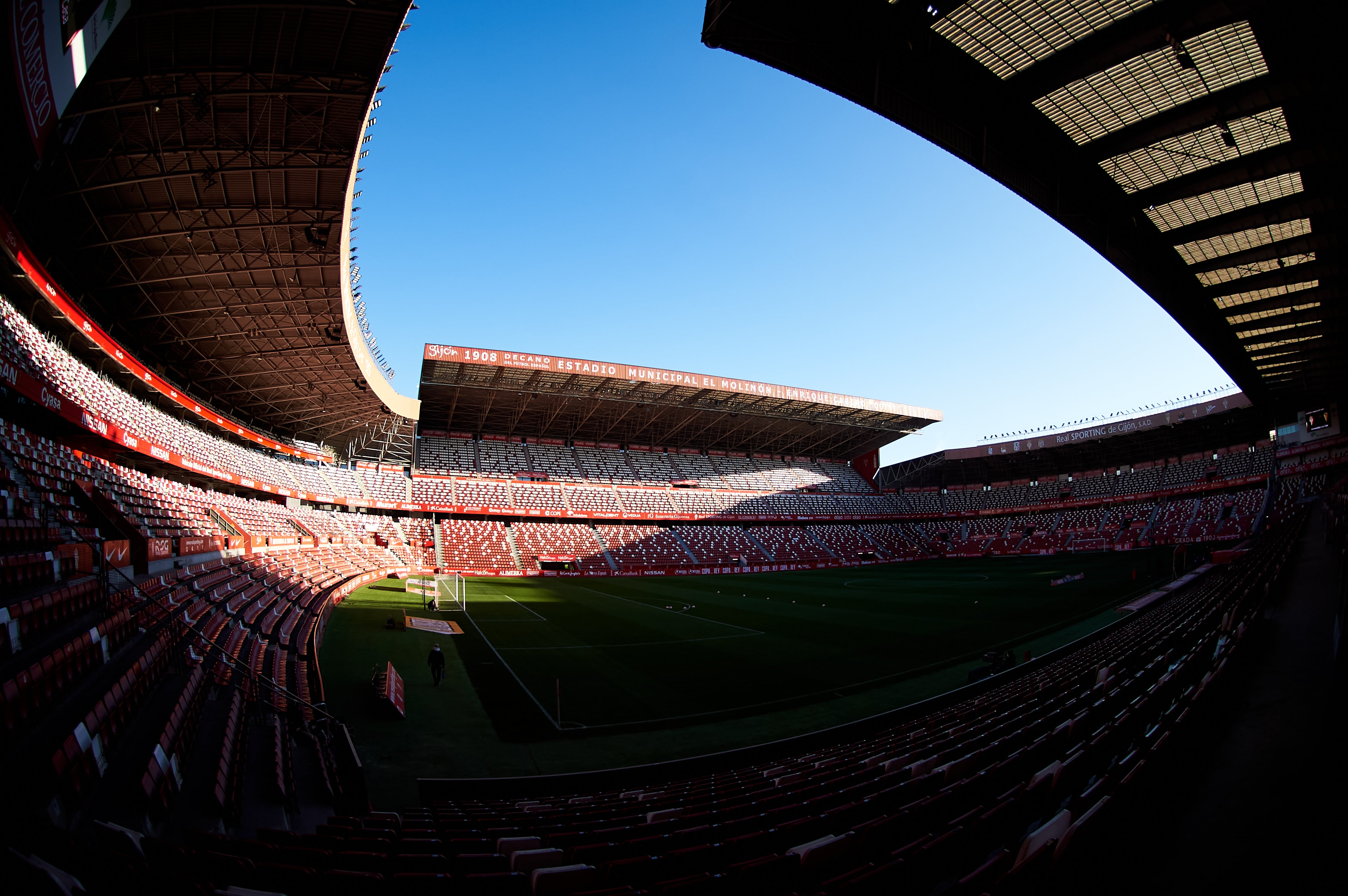 GIJON, SPAIN - JANUARY 15: General view inside the stadium prior to the Copa del Rey Round of 16 match between Sporting de Gijon and Cadiz at Estadio El Molinon on January 15, 2022 in Gijon, Spain. (Photo by Juan Manuel Serrano Arce/Getty Images)