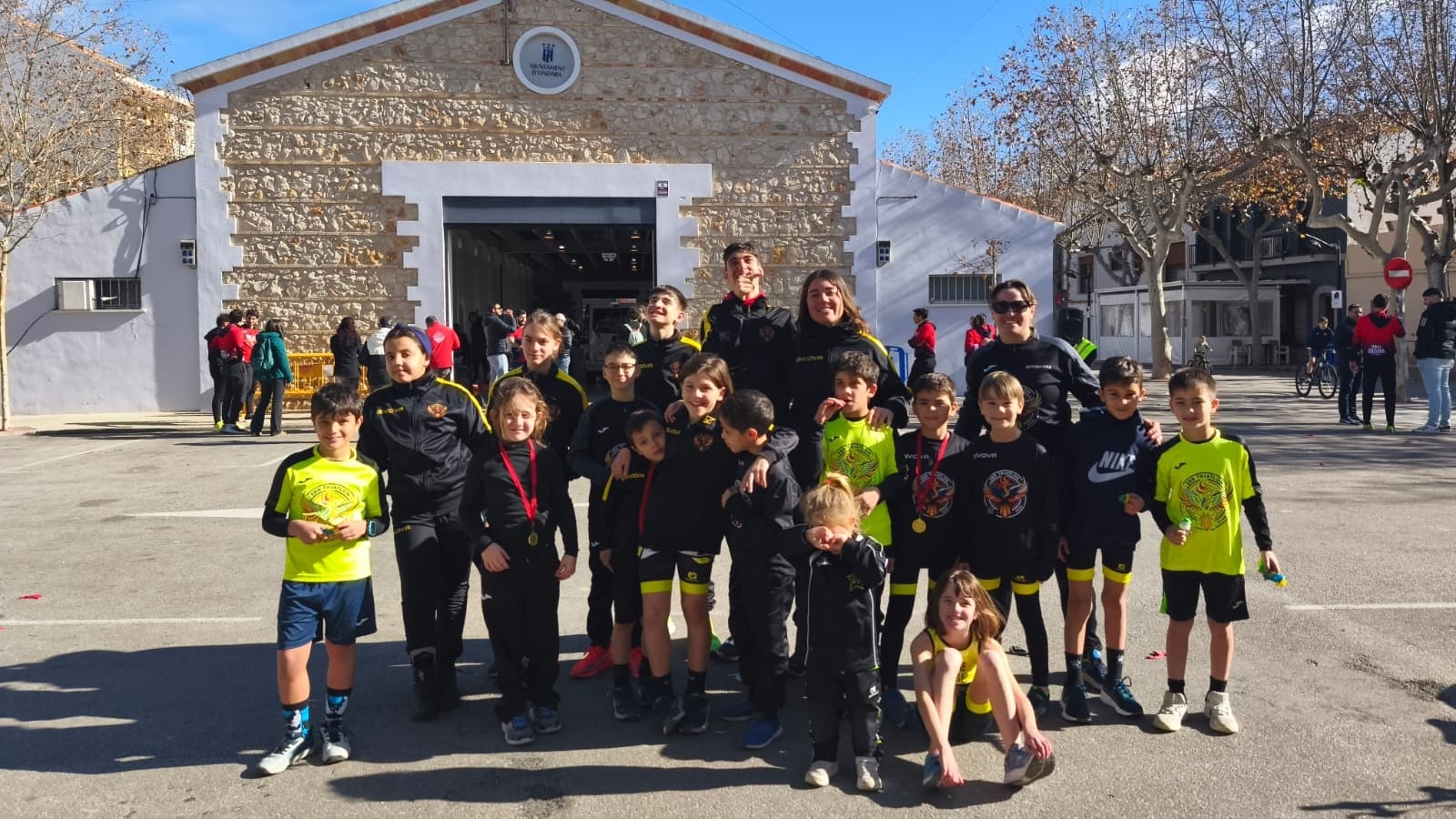 Los atletas del SBR Elda Triatlón en Ondara