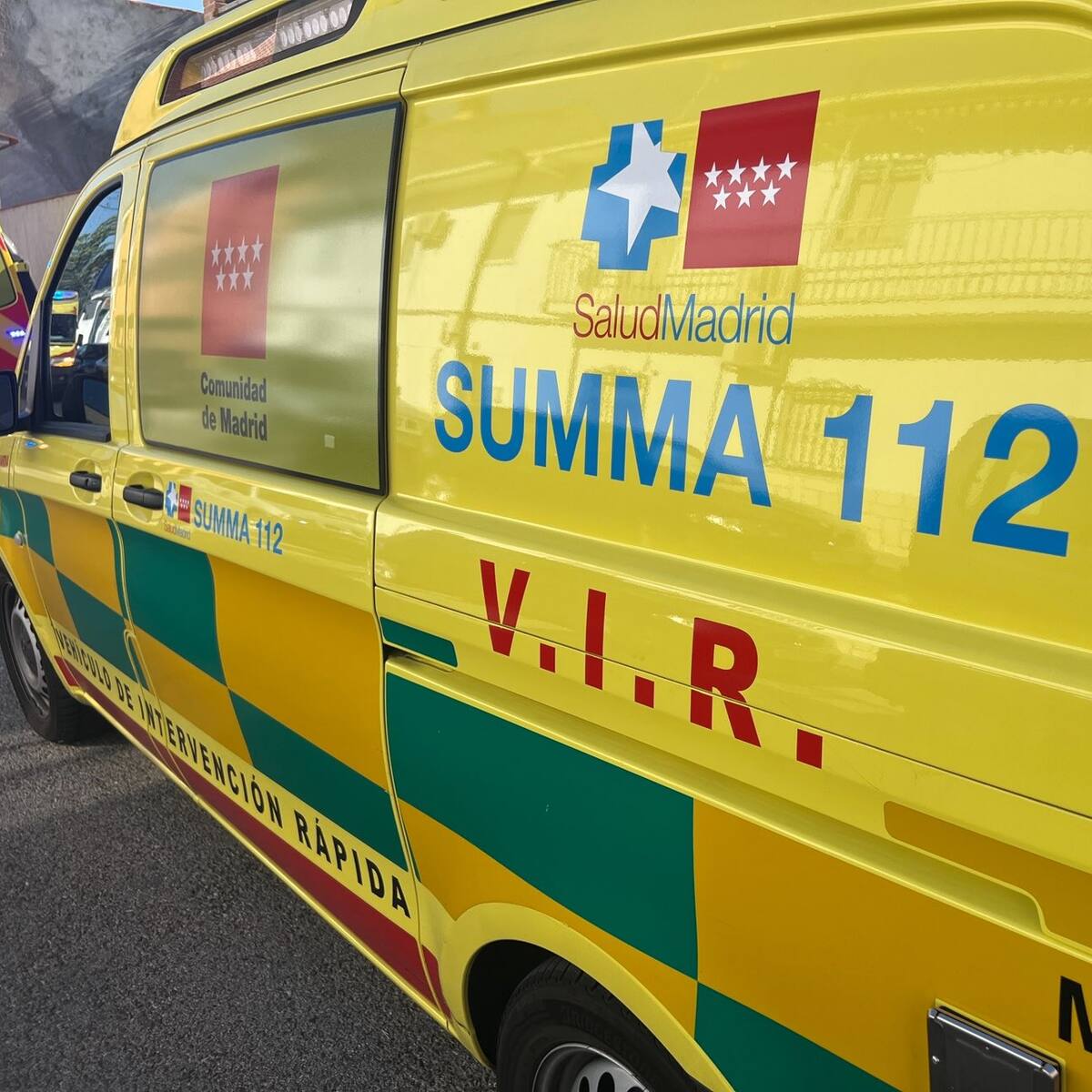 Herido grave un trabajador en Leganés al caerle encima una máquina de aire acondicionado de 100 kilos