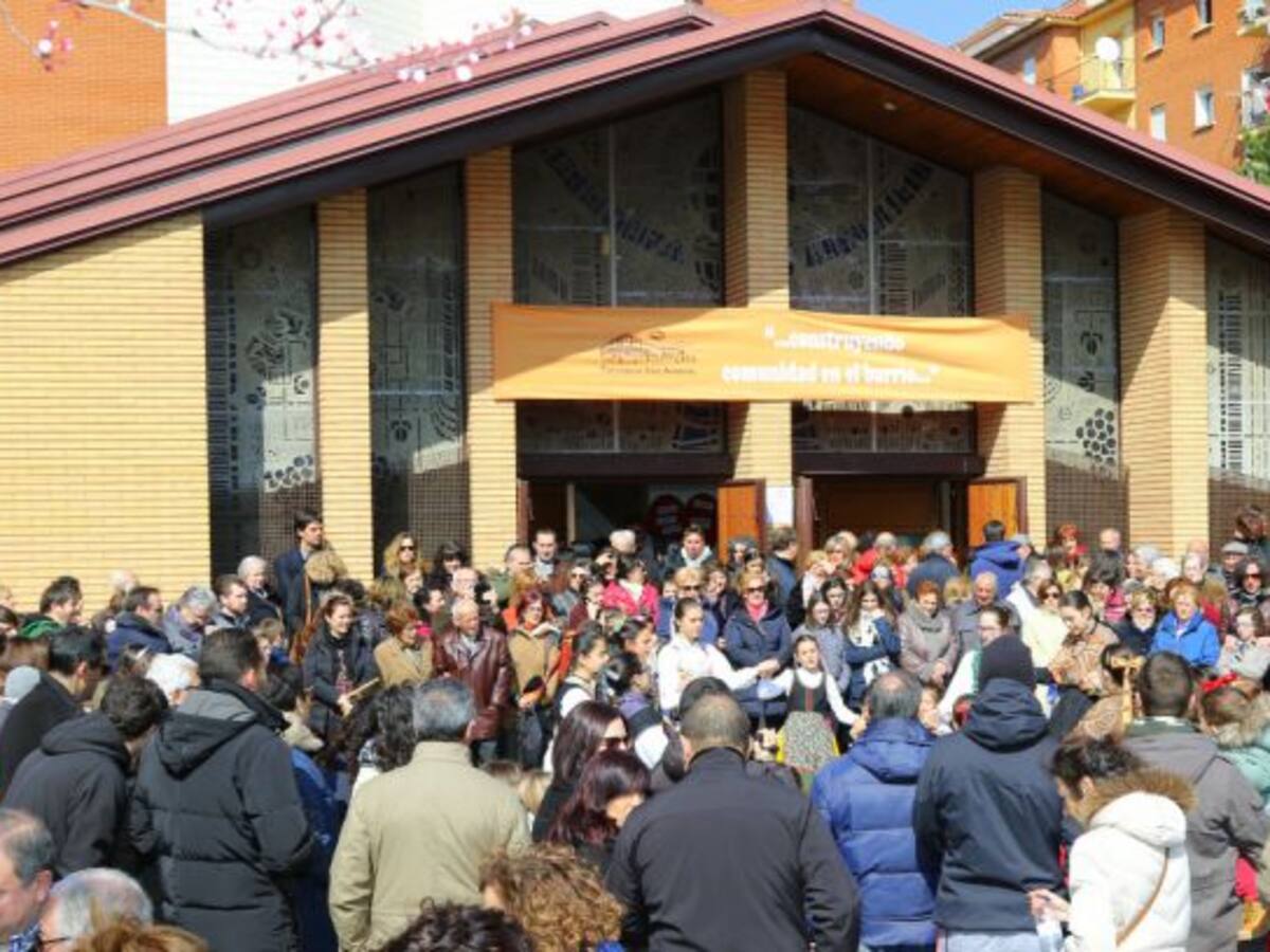 ‘San Antonio’ se vuelca con su parroquia