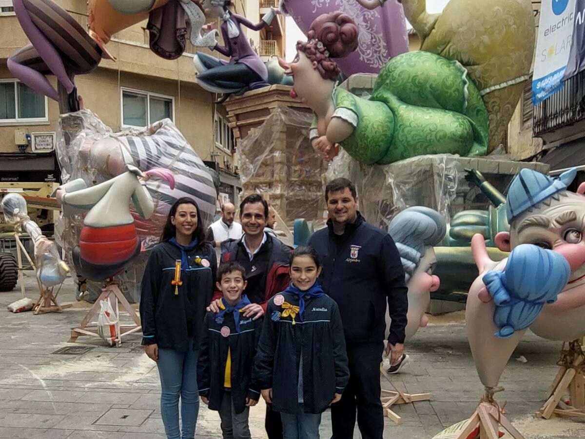 La Vital colabora un año más con las fallas de Gandia y regala un Kit Fallero a sus clientes